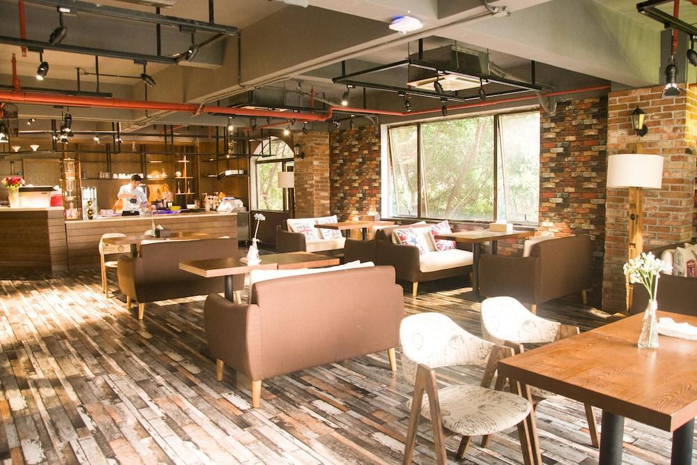 James Joyce Coffeetel Guangzhou International Convention & Exhibition Center Extérieur photo