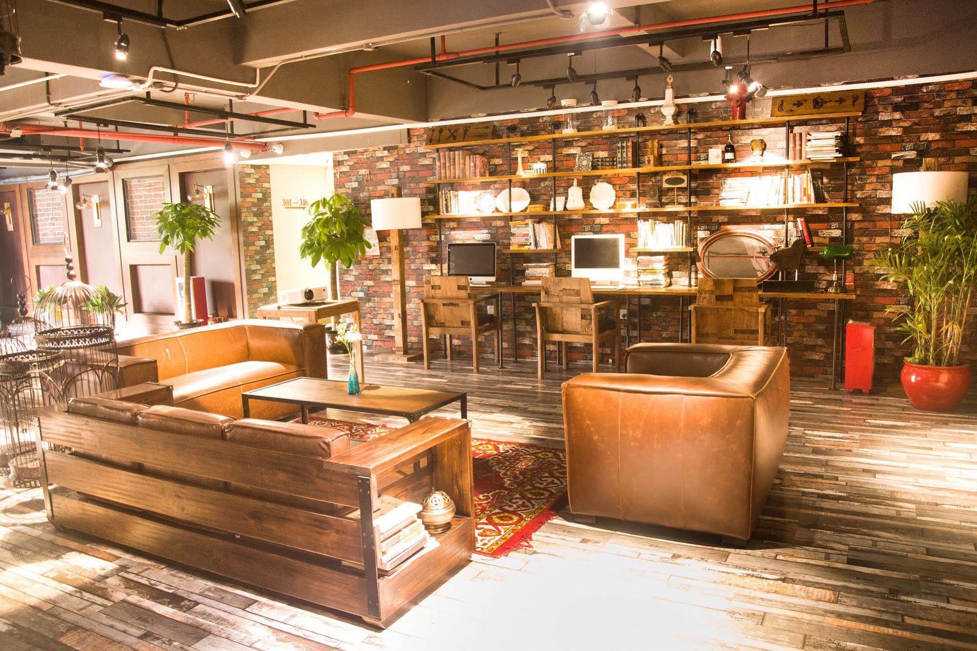 James Joyce Coffeetel Guangzhou International Convention & Exhibition Center Extérieur photo